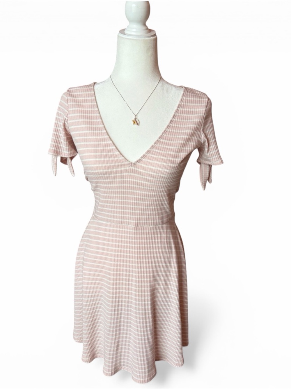Abercrombie & Fitch Spring/Summer Dress - Picture 2 of 5